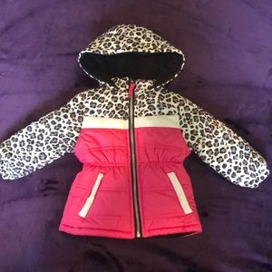 🖤💕Cute pink/black & white leopard print jacket.